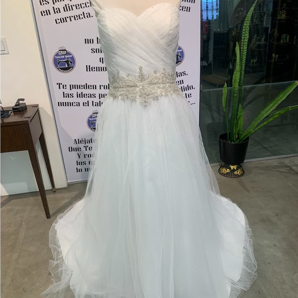 CASABLANCA WEDDING GOWN
